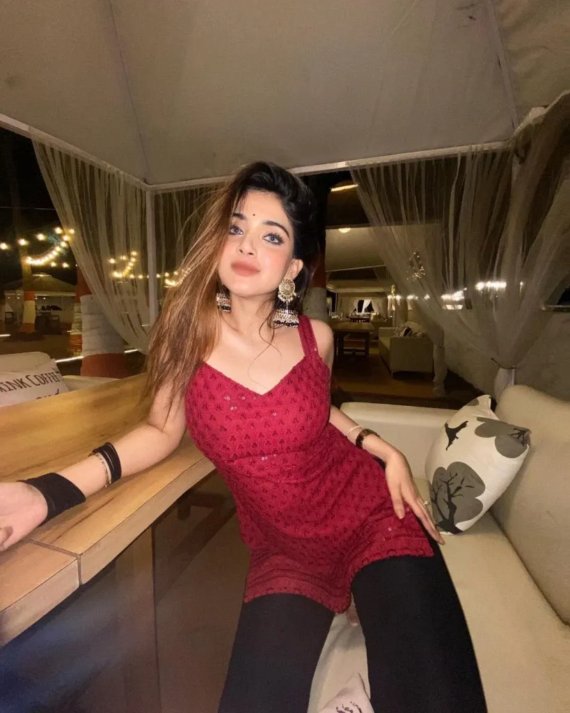 Sofia - Goldwell VIP